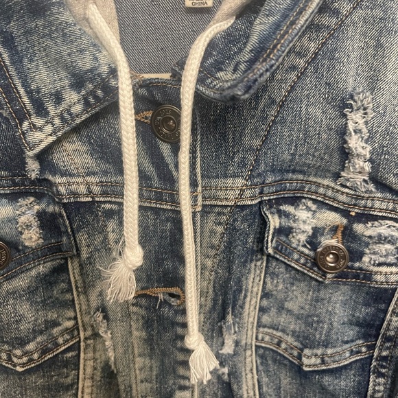 DENIM JACKET W BUTTON AND BUILT IN GREY SWEATSHIRT HOODIE!! size L - Picture 3 of 11